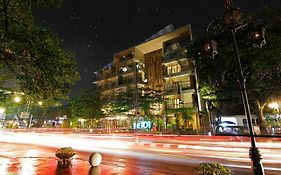 The 1O1 Bandung Dago